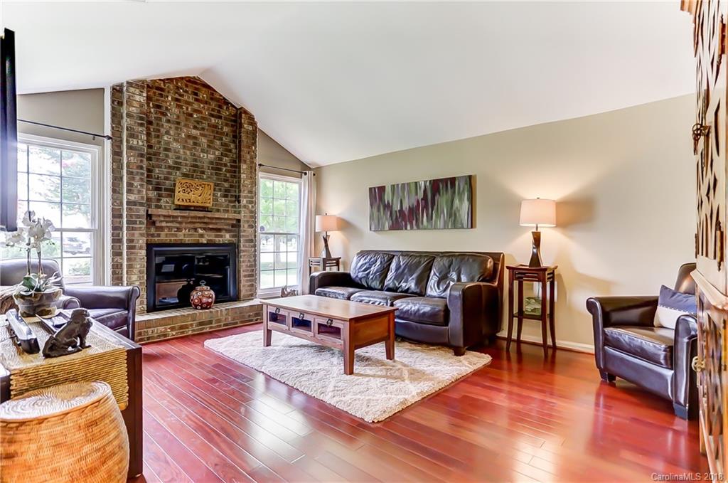 10301 Fairway Ridge Road Charlotte, NC 28277 - Photo 4 of 31