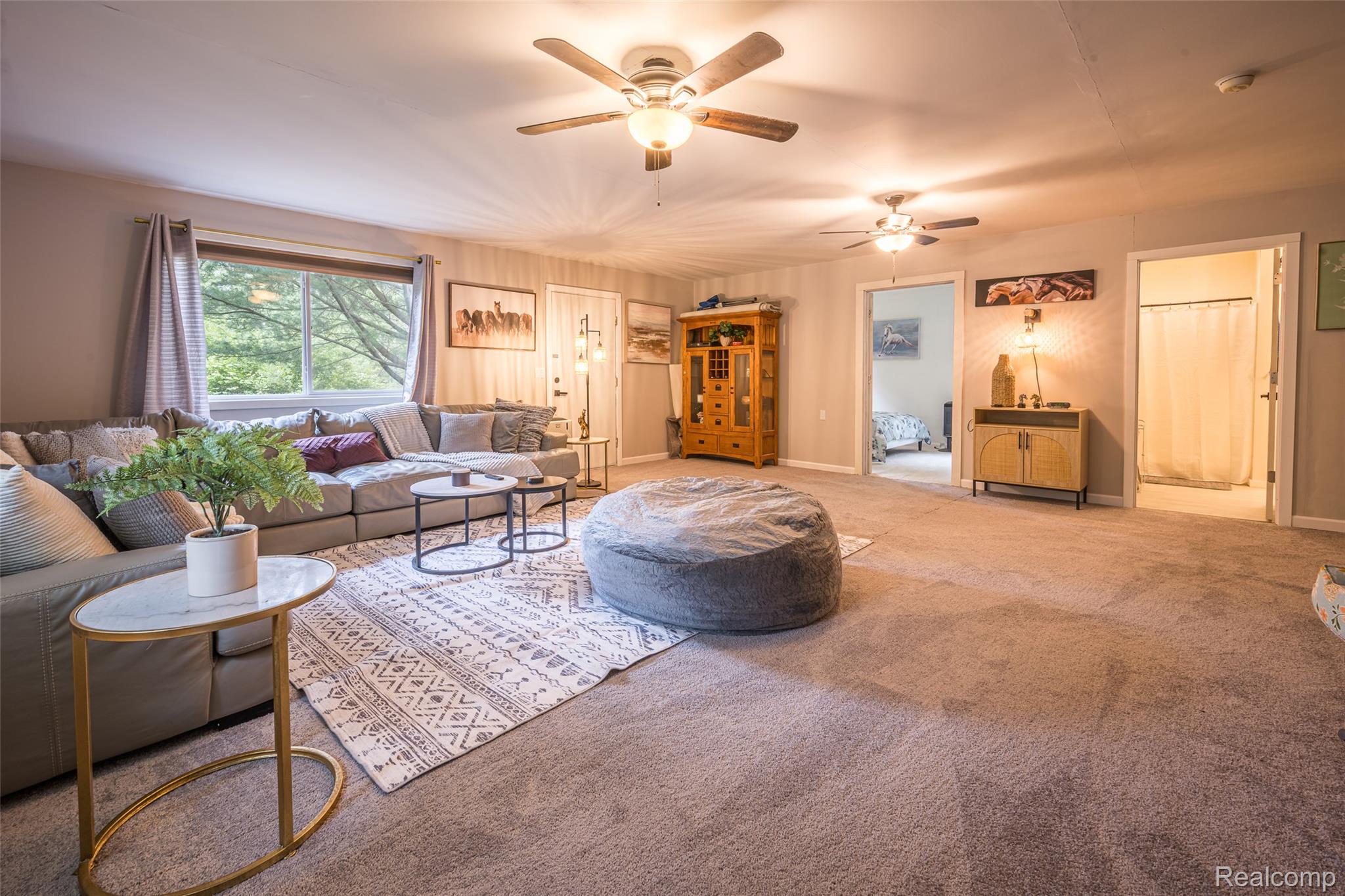 945 North Hockaday Road Gladwin, MI 48624 - Photo 14 of 25 Additional Living Room View