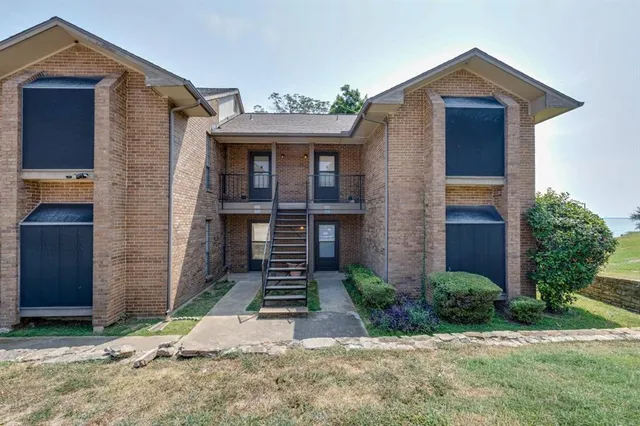 $164,500 | 4606 Chaha Road, Unit 105, Garland, TX 75043