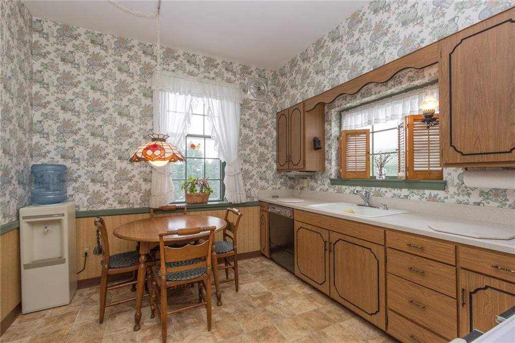 4620 Tuscarawas Road Beaver, PA 15009 - Photo 13 of 25