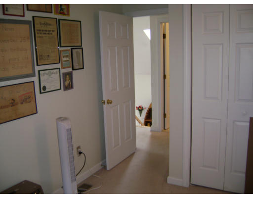 124 Stearns Road Marlborough, MA 01752 - Photo 17 of 30 Gallery Image 17