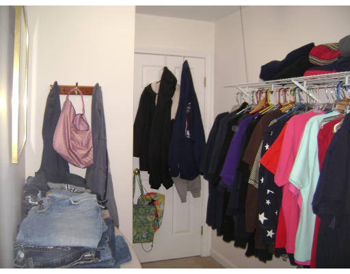 124 Stearns Road Marlborough, MA 01752 - Photo 21 of 30 Gallery Image 21
