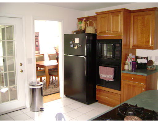 124 Stearns Road Marlborough, MA 01752 - Photo 3 of 30 Gallery Image 3