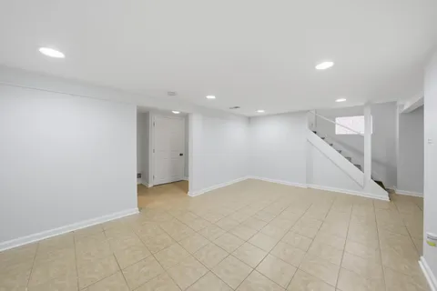 $355,000 | 5221 South Parkside Avenue, Chicago, IL 60638