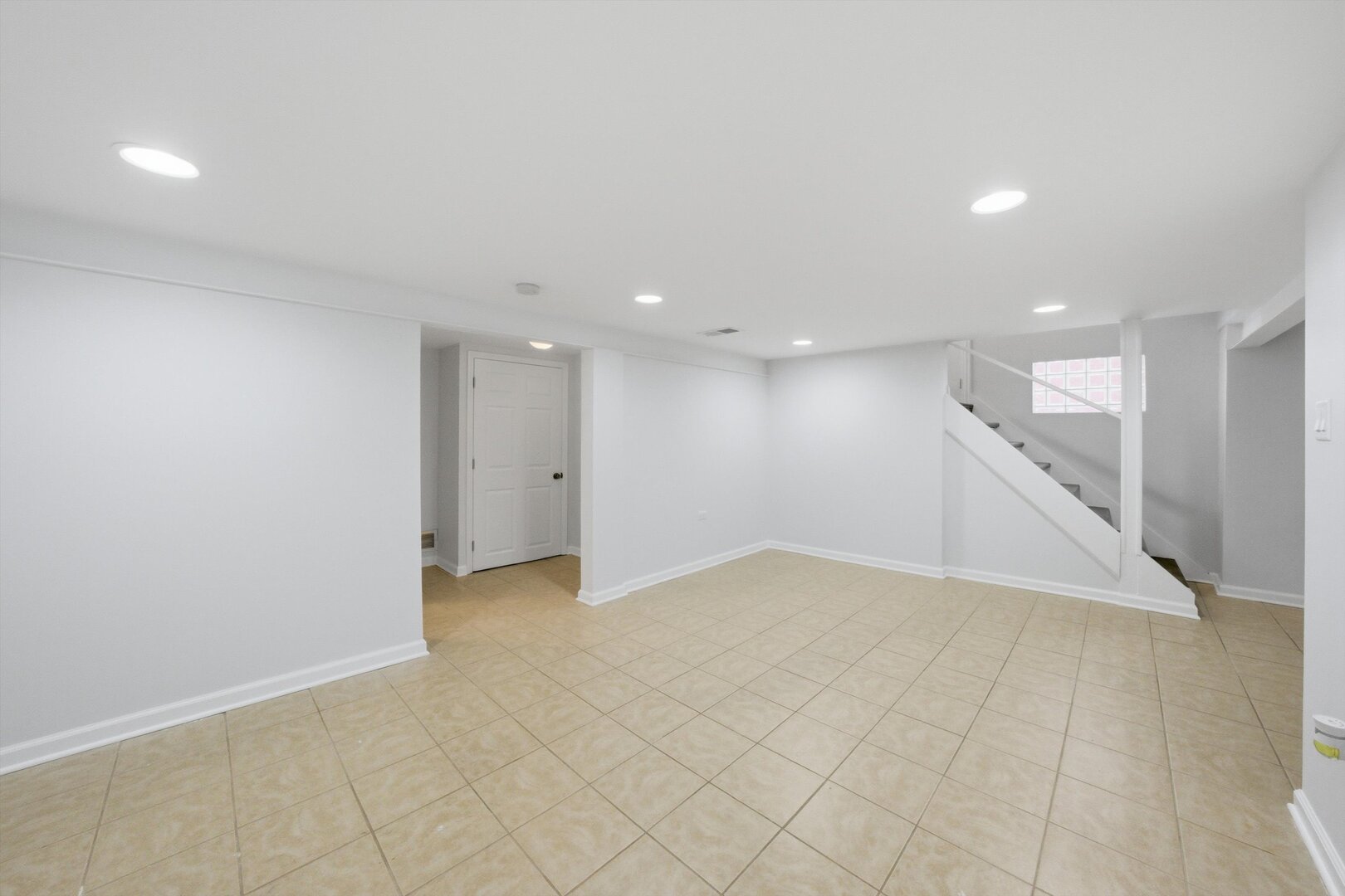 5221 South Parkside Avenue Chicago, IL 60638 - Photo 11 of 20