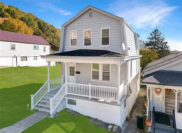 $141,400 | 813 13th Street, McKees Rocks, PA 15136