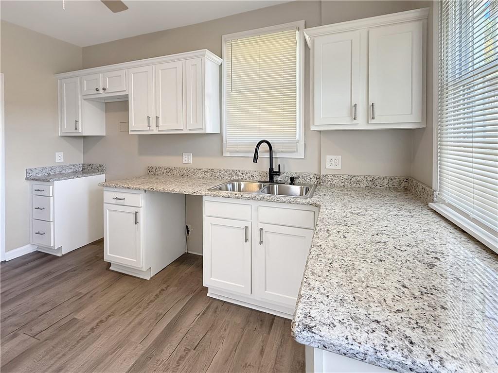 813 13th Street McKees Rocks, PA 15136 - Photo 12 of 44