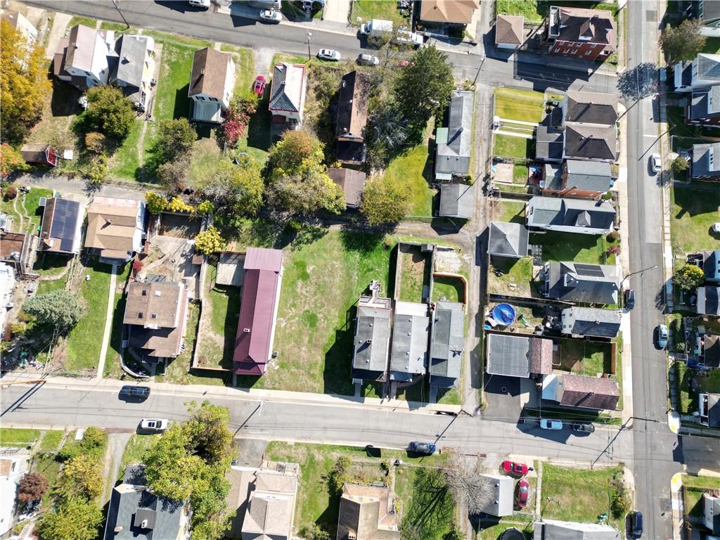 813 13th Street McKees Rocks, PA 15136 - Photo 3 of 44