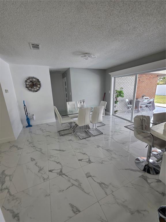 4821 Platt Road Plant City, FL 33565 - Photo 12 of 49 a living room with furniture