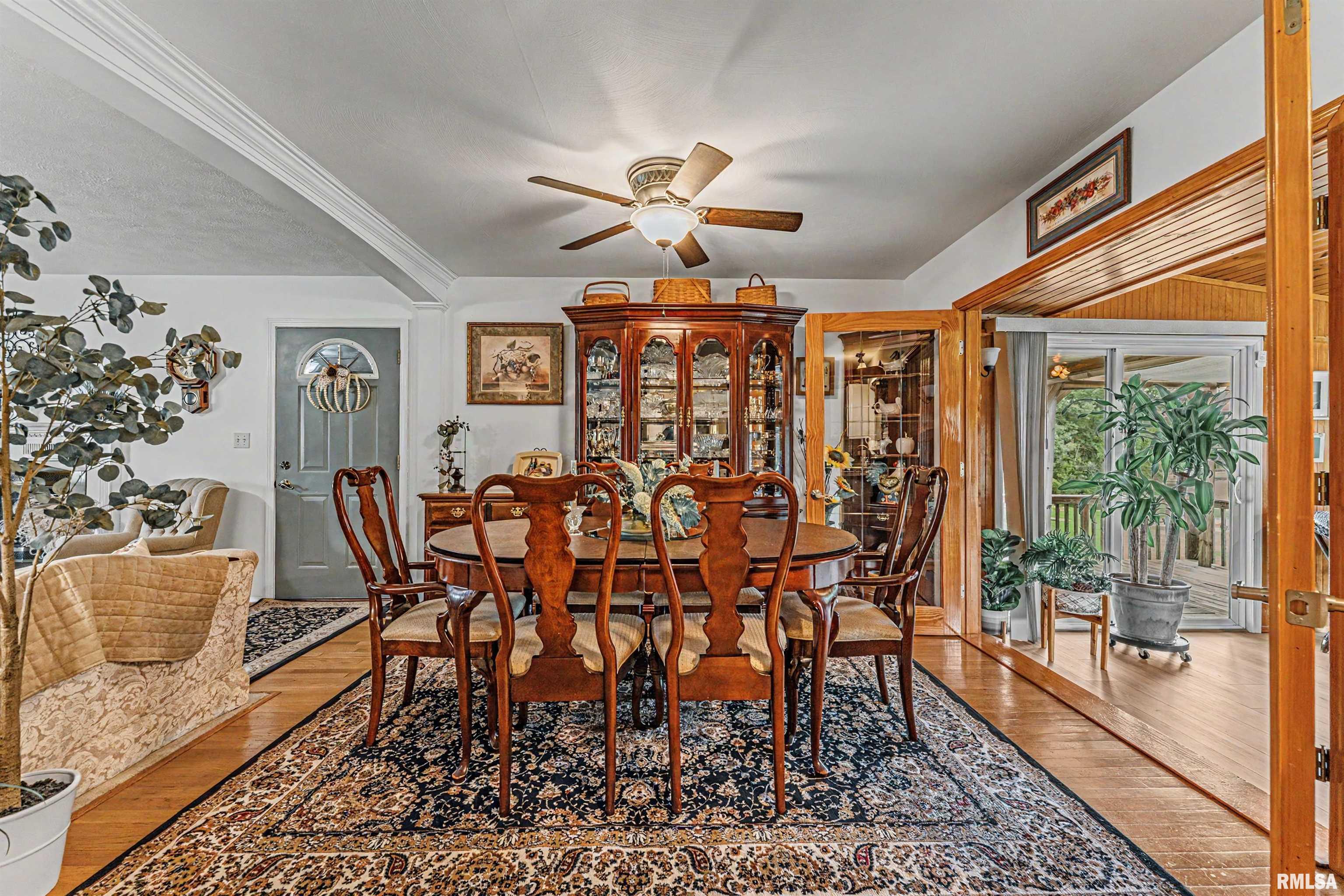 23310 Railsplitter Lane Athens, IL 62613 - Photo 11 of 43 Gallery Image 11