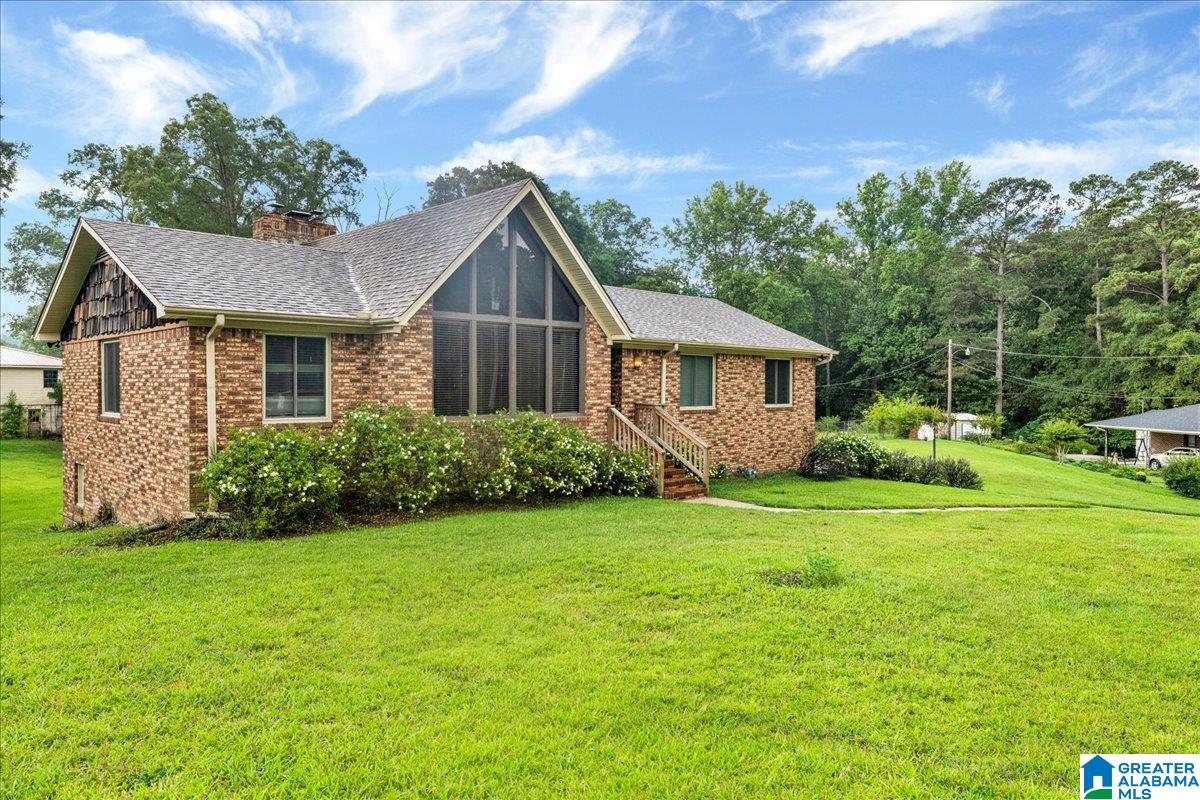 429 Valley Street Adamsville, AL 35005 - Photo 1 of 47