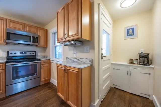 $659,900 | 21 Manning Street, Salem, MA 01970