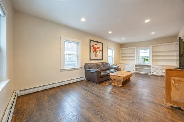 $659,900 | 21 Manning Street, Salem, MA 01970