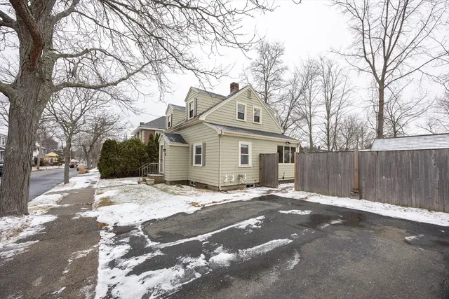 $659,900 | 21 Manning Street, Salem, MA 01970