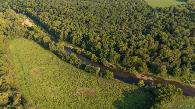 $1,077,500 | 24764 Wilshusen Road, Lincoln, MO 65338