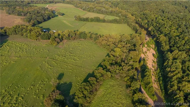 $1,077,500 | 24764 Wilshusen Road, Lincoln, MO 65338