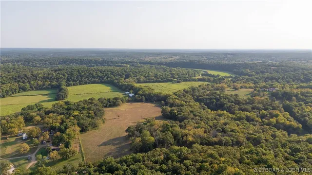 $1,077,500 | 24764 Wilshusen Road, Lincoln, MO 65338
