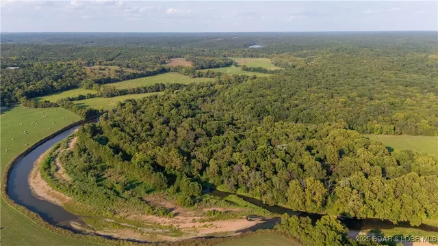 $1,077,500 | 24764 Wilshusen Road, Lincoln, MO 65338