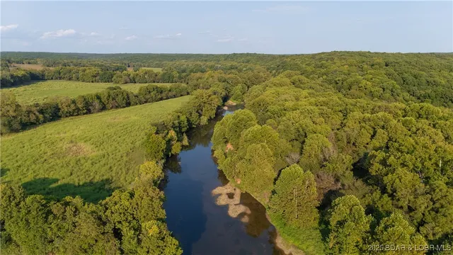 $1,077,500 | 24764 Wilshusen Road, Lincoln, MO 65338