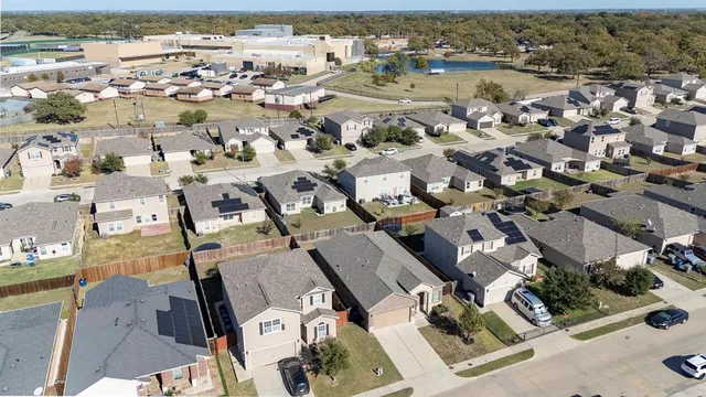 $309,900 | 14247 Greenhaw Lane, Dallas, TX 75253