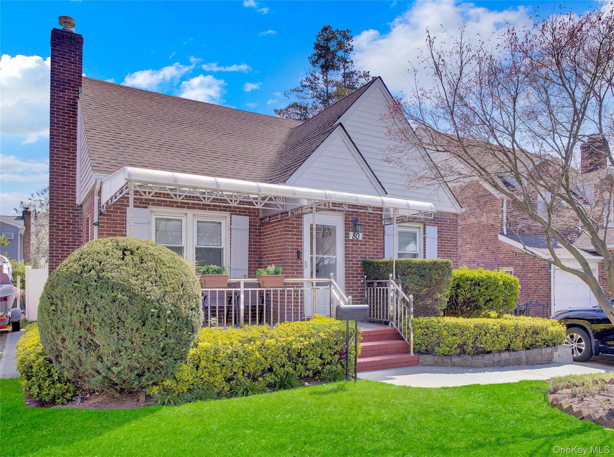 80 Wellington Road South West Hempstead, NY 11552 - Photo 1 of 24