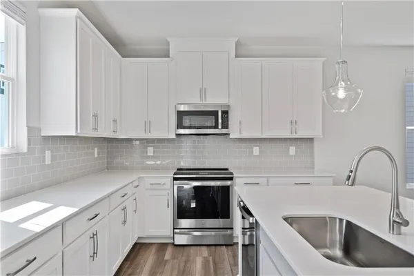 $3,000 | 1359 Creek View Lane Northwest, Atlanta, GA 30318
