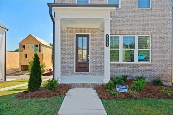 $3,000 | 1359 Creek View Lane Northwest, Atlanta, GA 30318