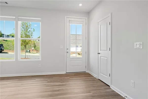 $3,000 | 1359 Creek View Lane Northwest, Atlanta, GA 30318