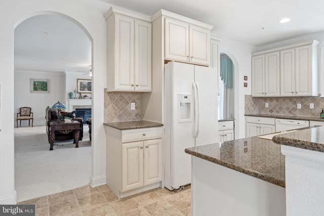 $624,999 | 38415 Boxwood Terrace, Unit 201B, Selbyville, DE 19975