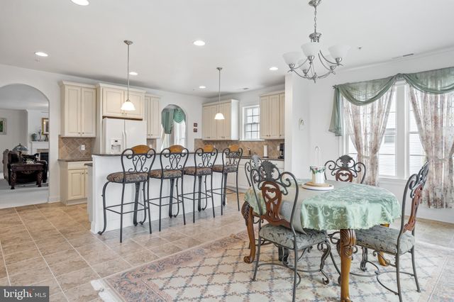 $624,999 | 38415 Boxwood Terrace, Unit 201B, Selbyville, DE 19975