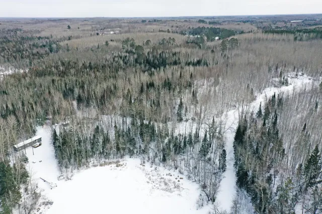 $345,000 | 13398 Hart Lake Road, Goodland, MN 55742