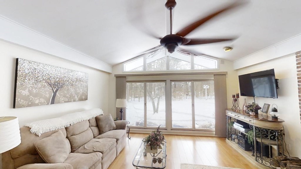 276 Northfield Road Lunenburg, MA 01462 - Photo 13 of 42 Gallery Image 13