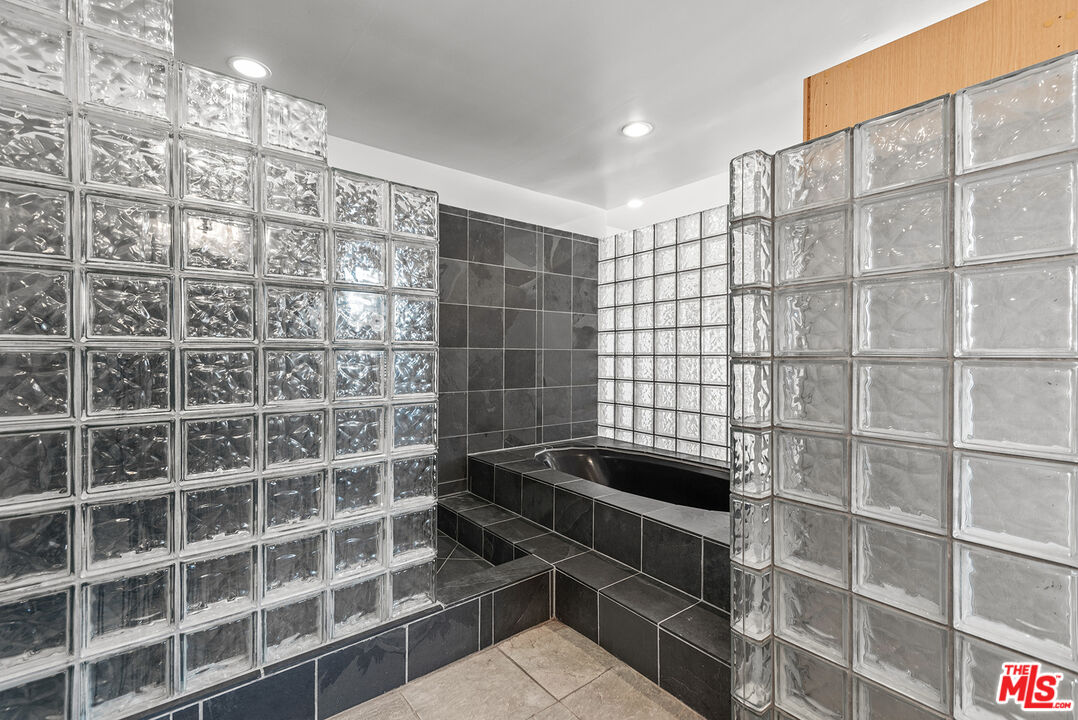 7220 Rindge Avenue Playa del Rey, CA 90293 - Photo 36 of 53 a bathroom with a shower