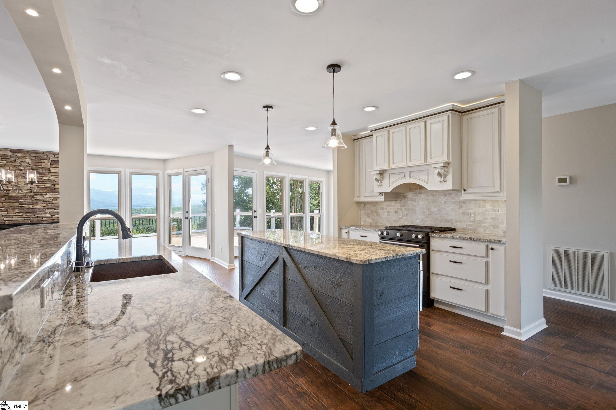 600 Packs Mountain Ridge Road Taylors, SC 29687 - Photo 9 of 50 Gallery Image 9