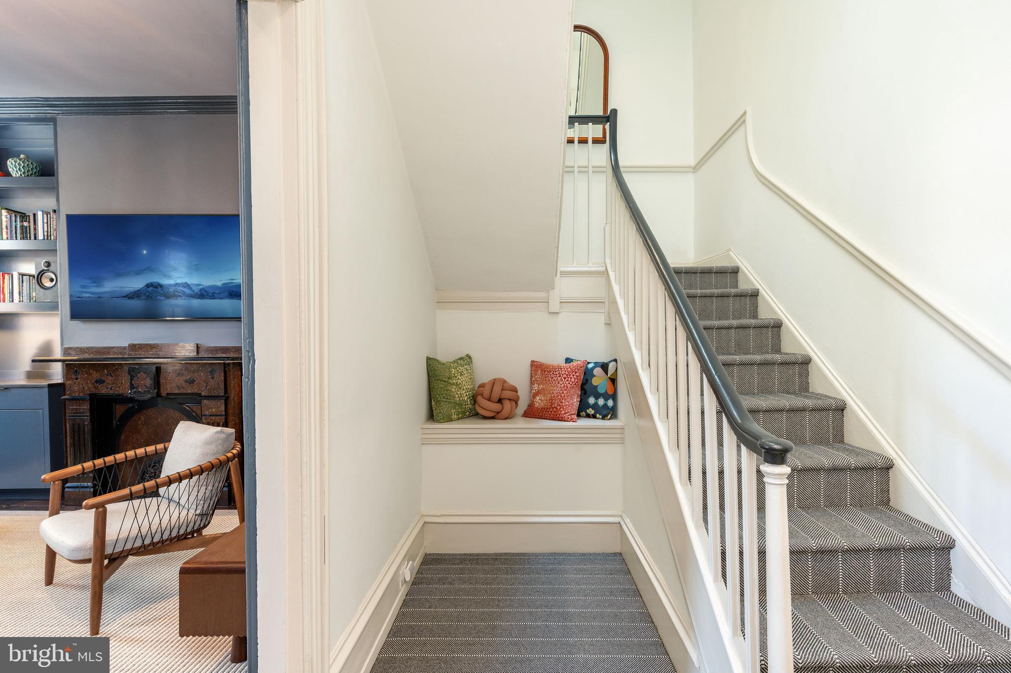 632 Spruce Street Philadelphia, PA 19106 - Photo 48 of 88 a view of a hallway with seating space and stairs