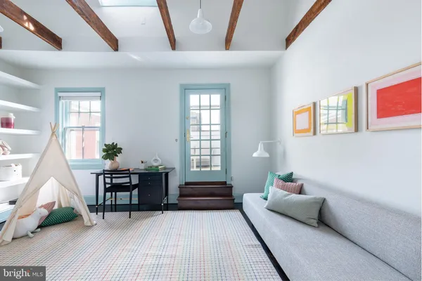 $2,150,000 | 632 Spruce Street, Philadelphia, PA 19106