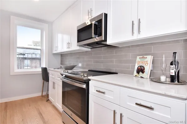 $3,000 | 651 W Boulevard, Unit 2B, Pelham, NY 10803