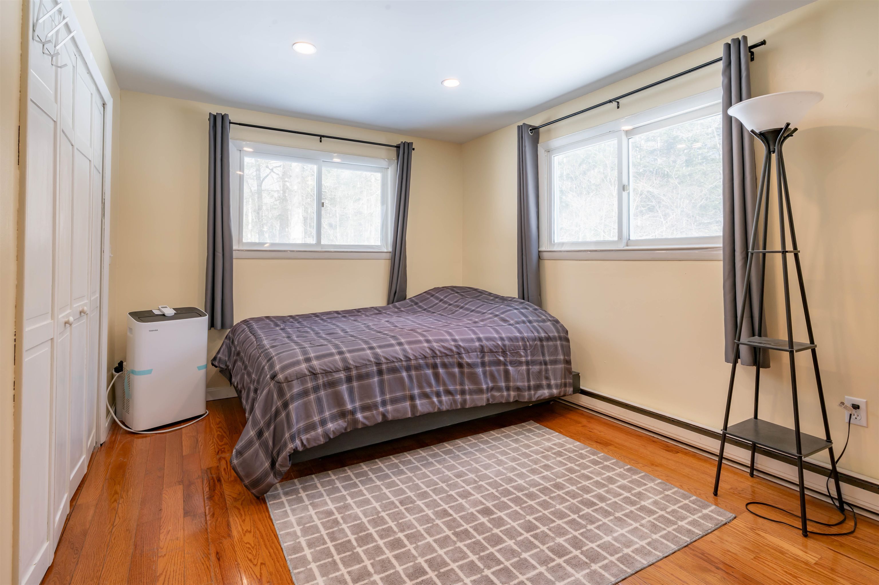 43 New Boston Road Amherst, NH 03031 - Photo 12 of 36