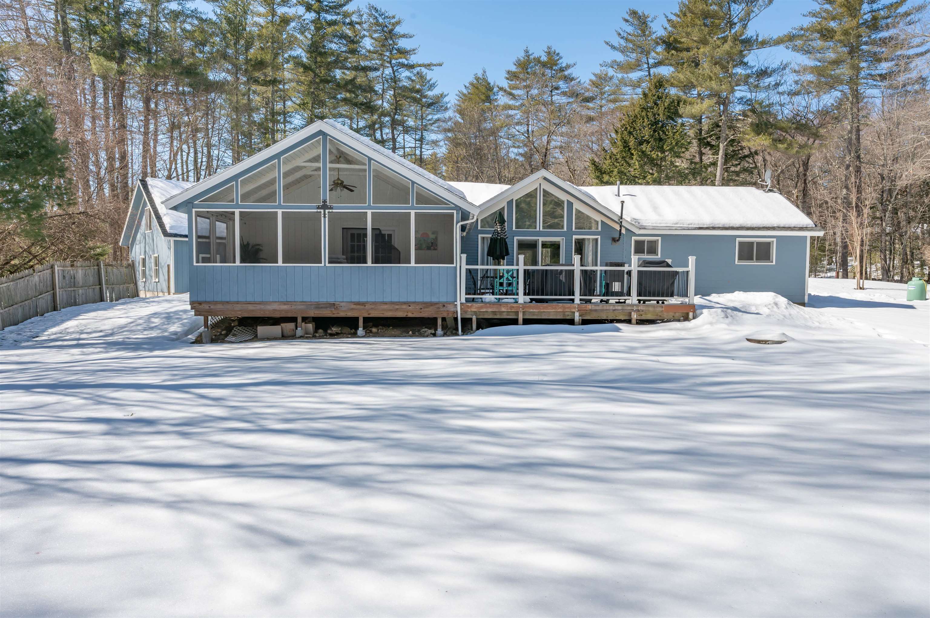 43 New Boston Road Amherst, NH 03031 - Photo 2 of 36