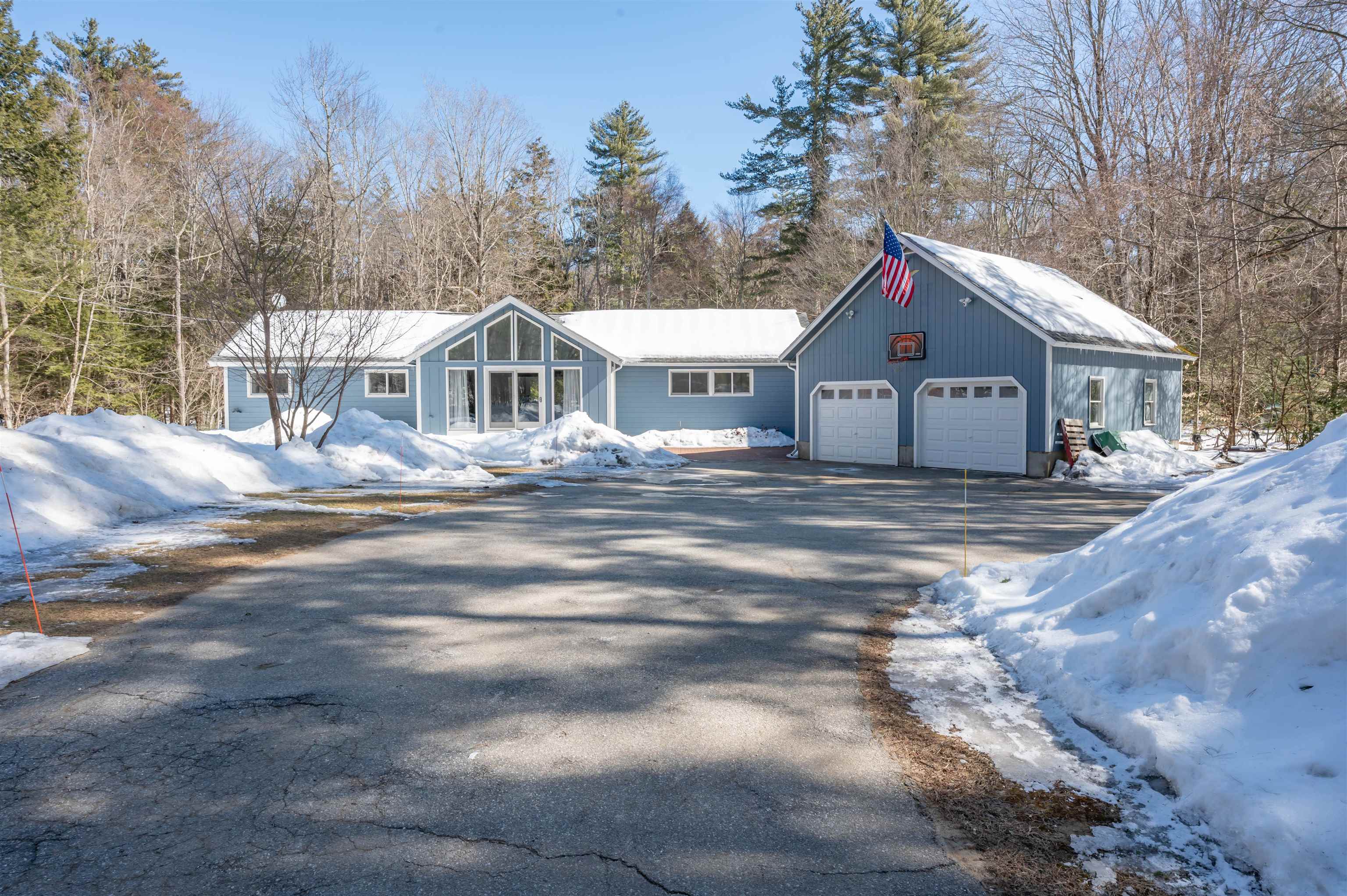 43 New Boston Road Amherst, NH 03031 - Photo 27 of 36