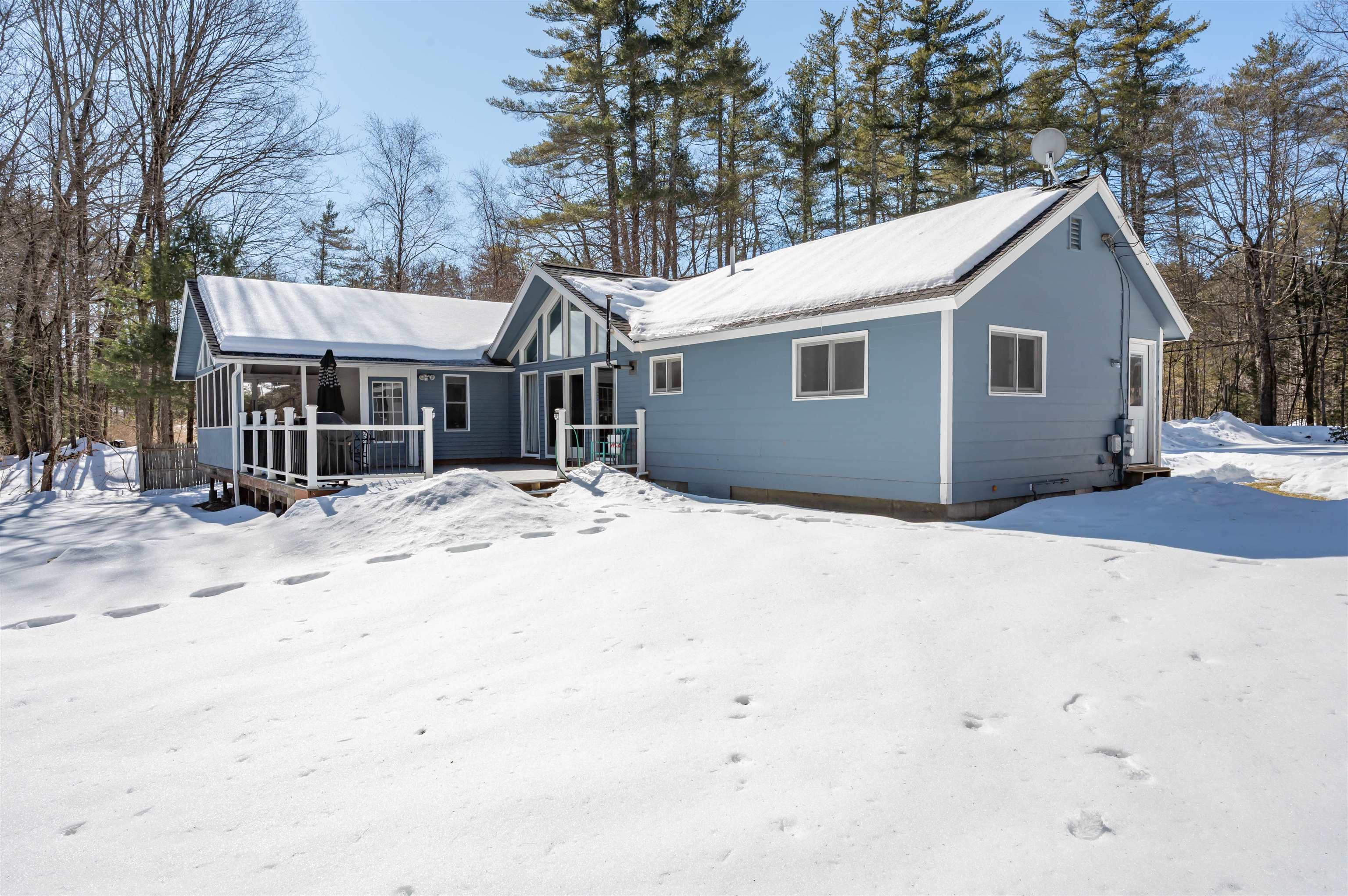 43 New Boston Road Amherst, NH 03031 - Photo 29 of 36