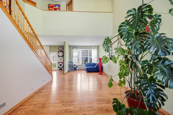 $369,900 | 541 Shakespeare Drive, Grayslake, IL 60030