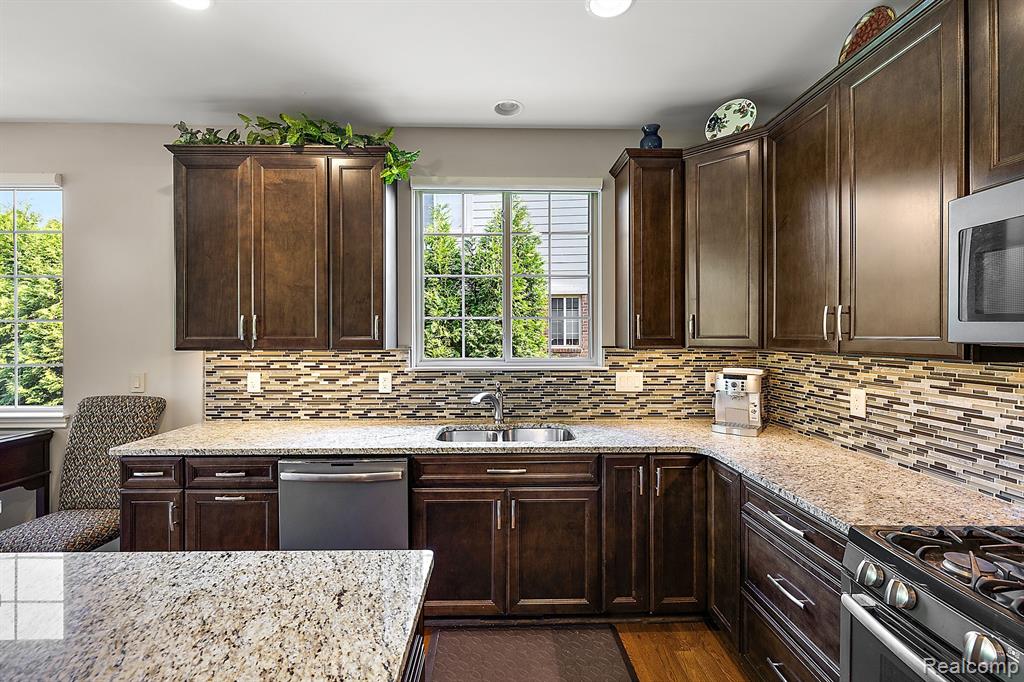 3680 Windingbrook Circle Rochester Hills, MI 48309 - Photo 27 of 63 Gallery Image 27