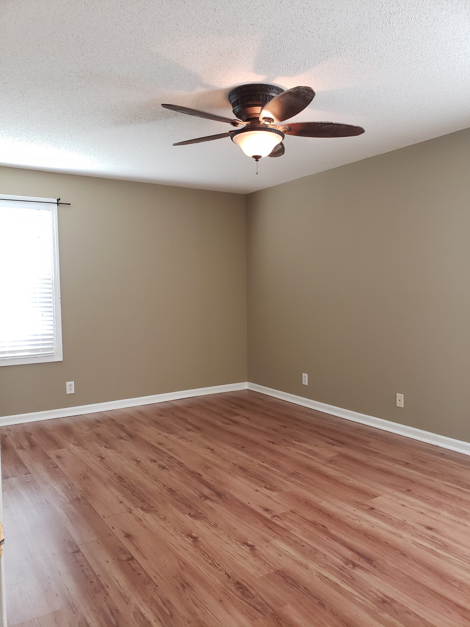2952 Sweethome Road Chapmansboro, TN 37035 - Photo 5 of 48 Gallery Image 5
