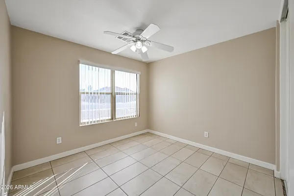 $1,900 | 10550 West Via Del Sol, Peoria, AZ 85383