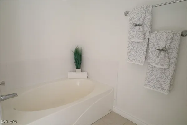 $1,975 | 7450 South Eastern Avenue, Unit 1045, Las Vegas, NV 89123