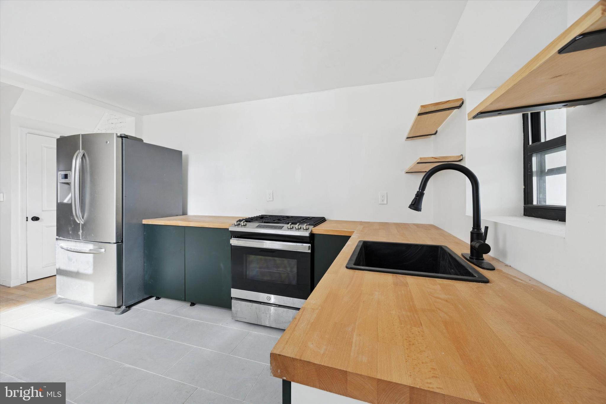 1253 South 32nd Street Philadelphia, PA 19146 - Photo 11 of 25