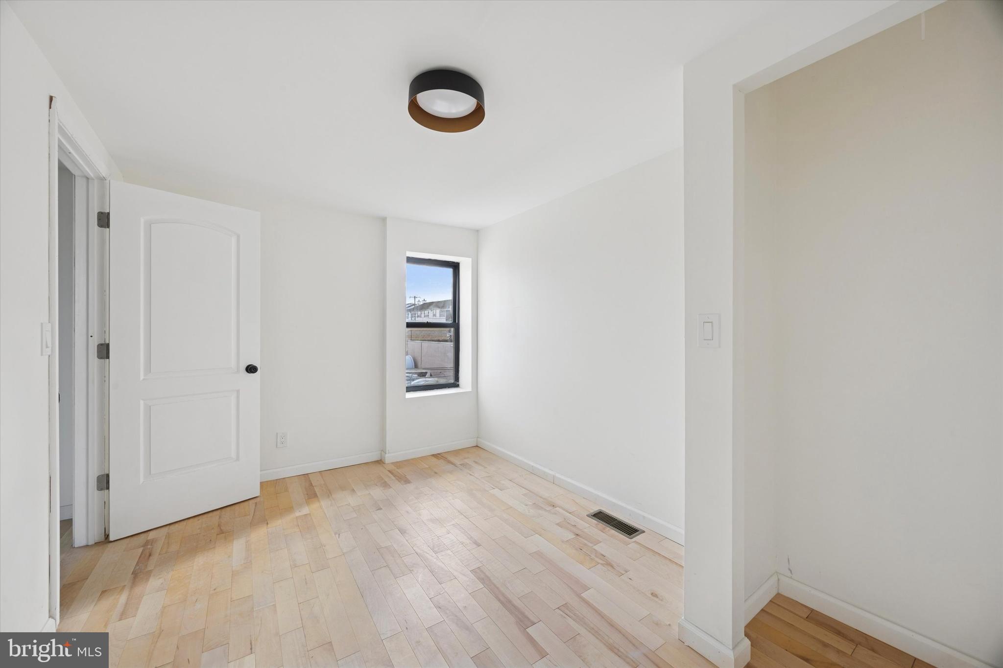 1253 South 32nd Street Philadelphia, PA 19146 - Photo 20 of 25