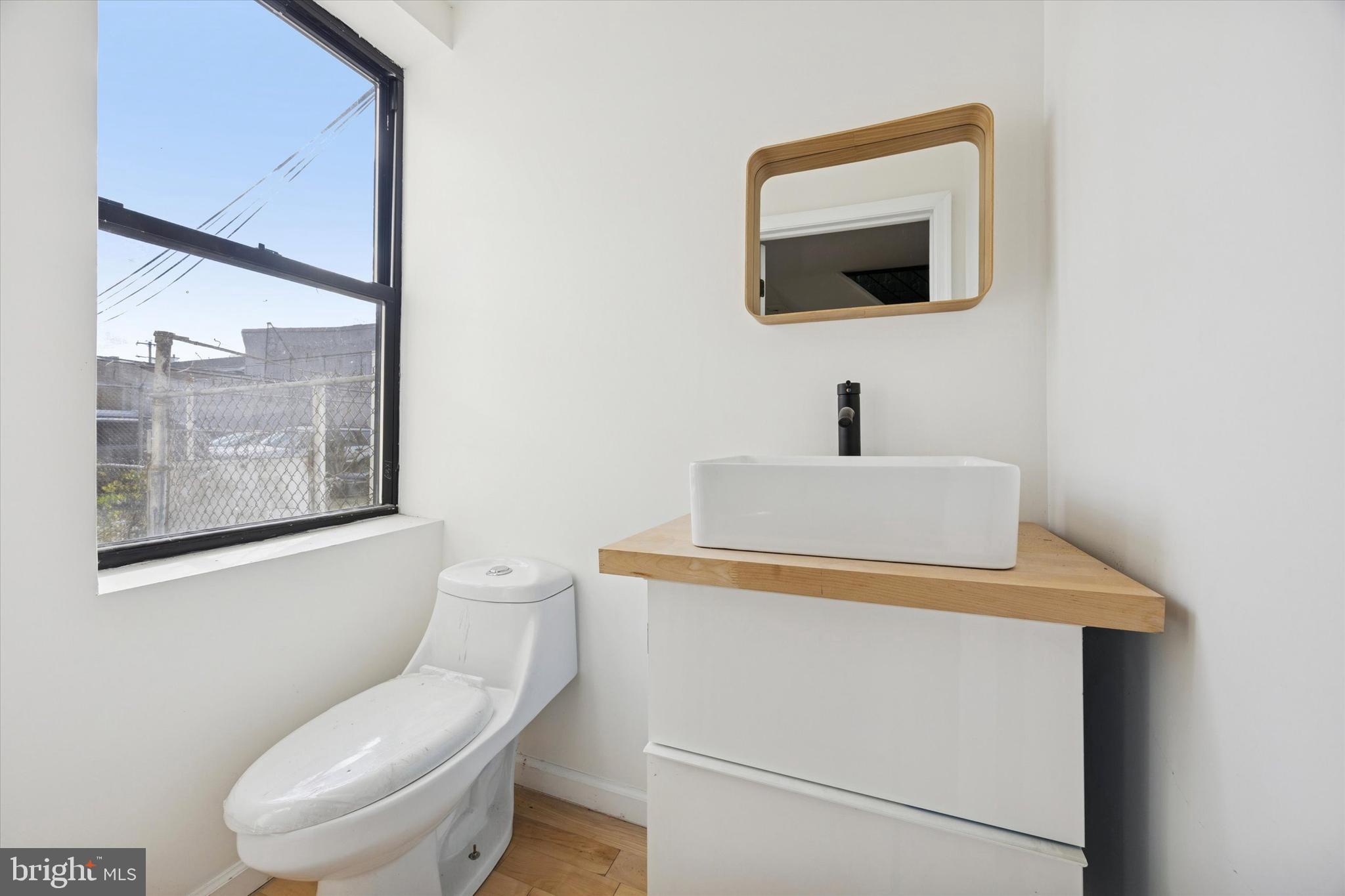 1253 South 32nd Street Philadelphia, PA 19146 - Photo 7 of 25