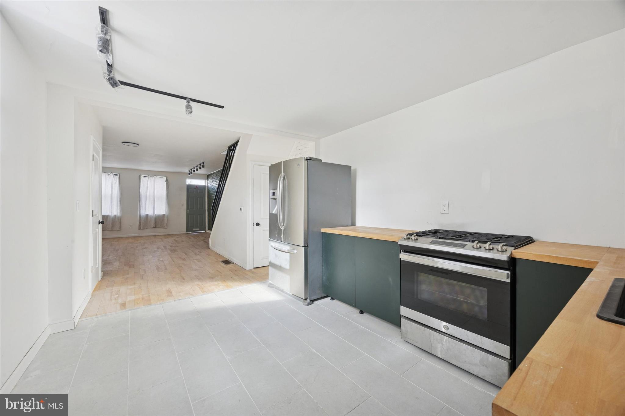 1253 South 32nd Street Philadelphia, PA 19146 - Photo 10 of 25